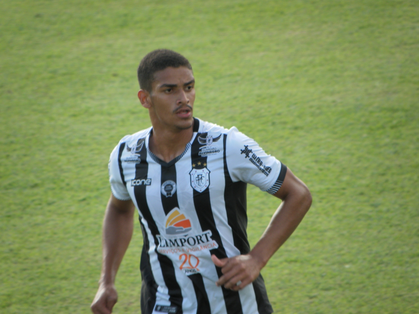 SAMSUNG DIGITAL CAMERA