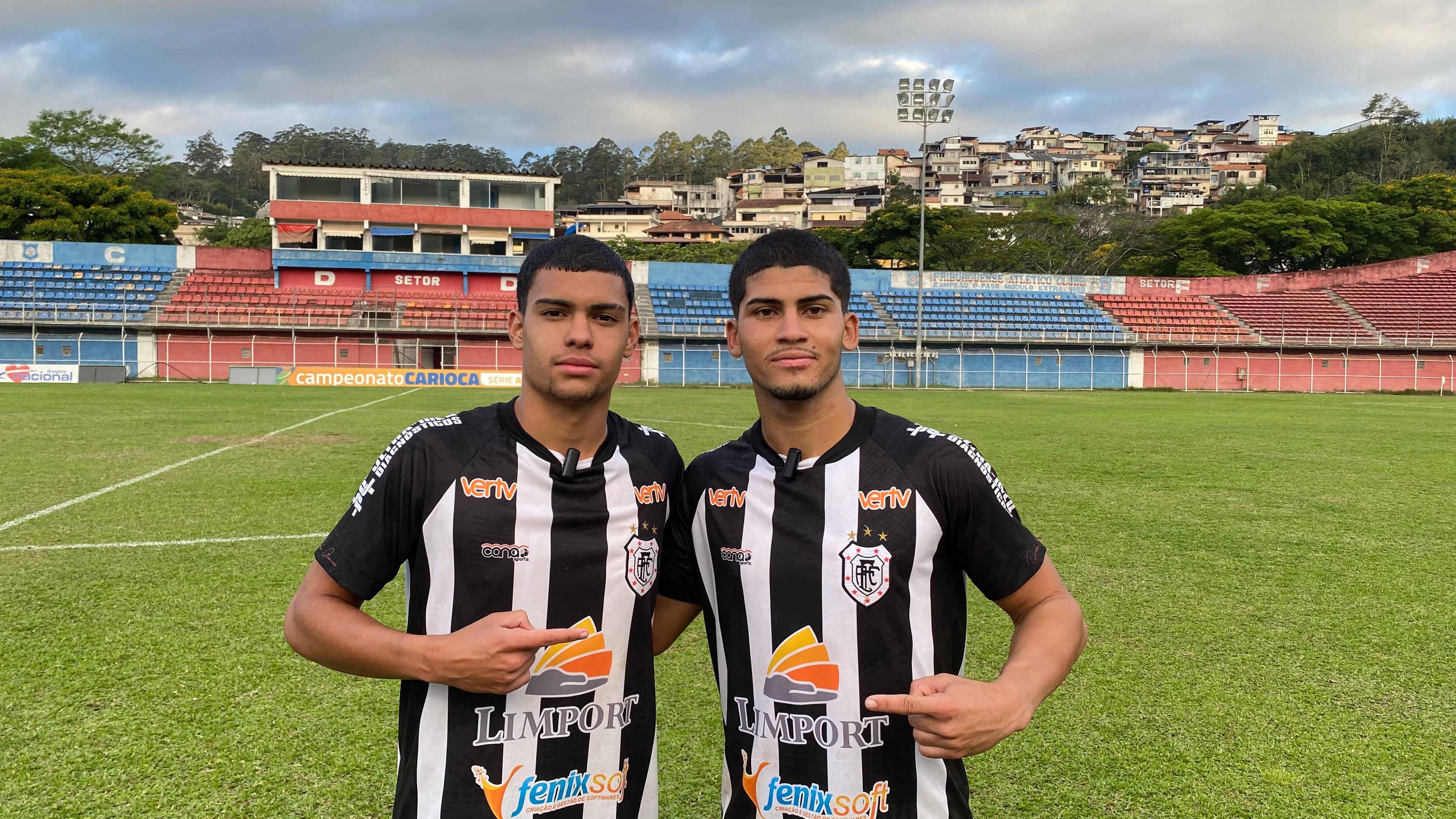 Friburguenses brilham na principal liga de futebol americano no